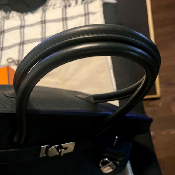 Hermes Birkin 42 Shoulder Bag - Picture 4 of 17